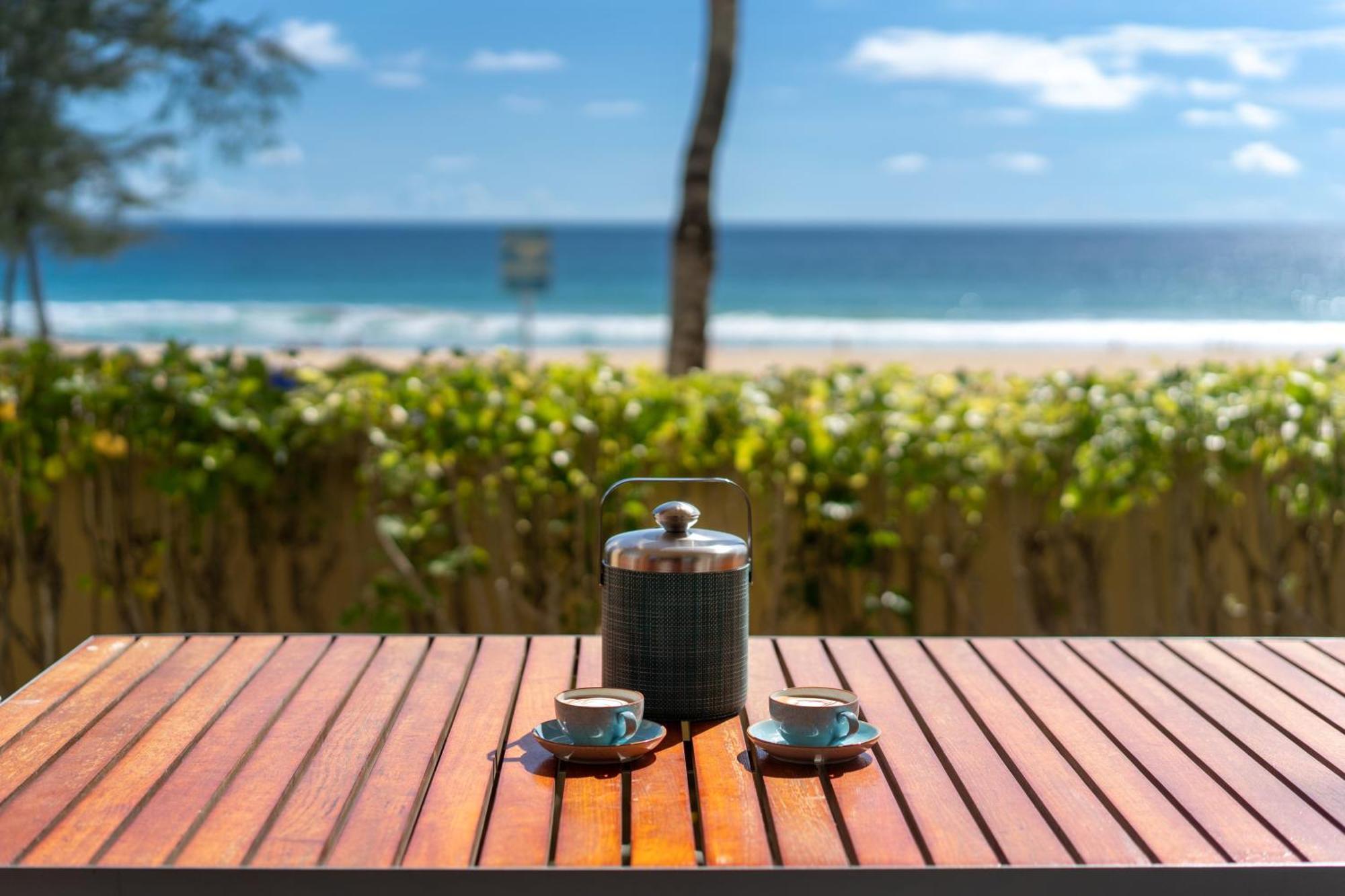 อพาร์ทเม้น Beachfront 703 Karon