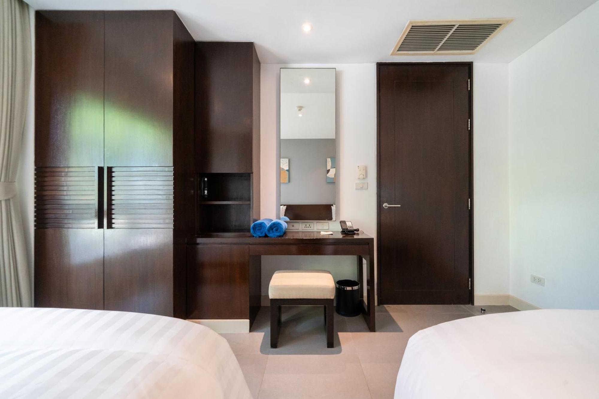Beachfront 703 อพาร์ทเม้น Karon